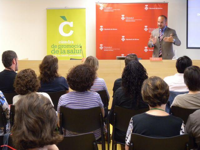 Joseph Betancourt: “Encara que tothom tingui accés a la sanitat, les desigualtats continuen existint”