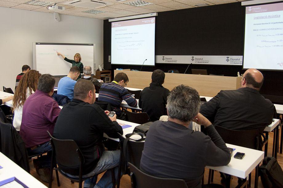 Prop de 300 alumnes han participat en els cursos de formació d’aquest primer semestre