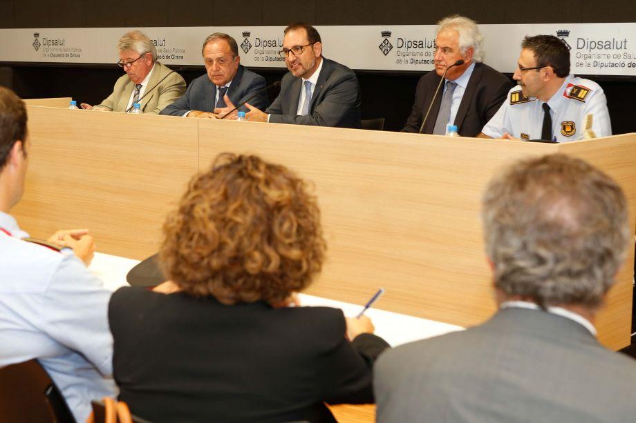 Els Mossos d’Esquadra duran desfibril•ladors cedits per Dipsalut dins els vehicles