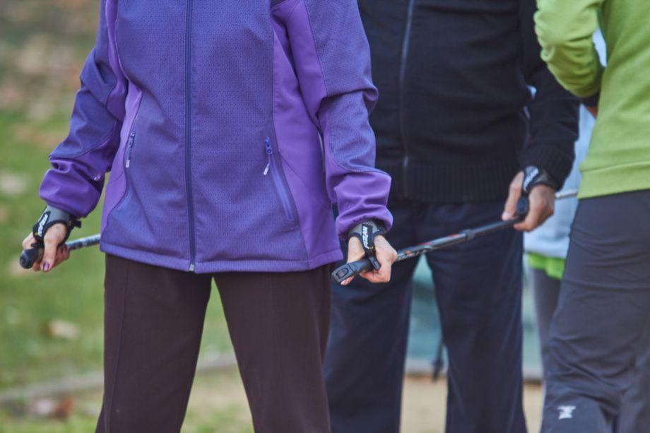 Participa en les marxes nòrdiques solidàries contra el càncer