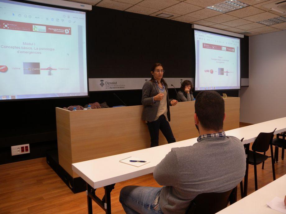 Comença el curs a distància de primers auxilis psicològics per a integrants dels equips d’intervenció
