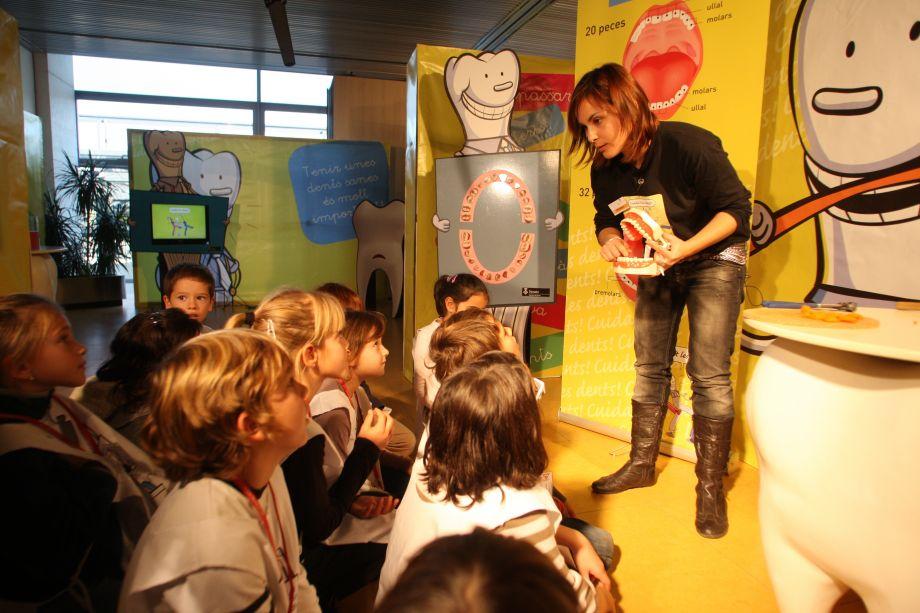Exposició "Cuida't les dents"