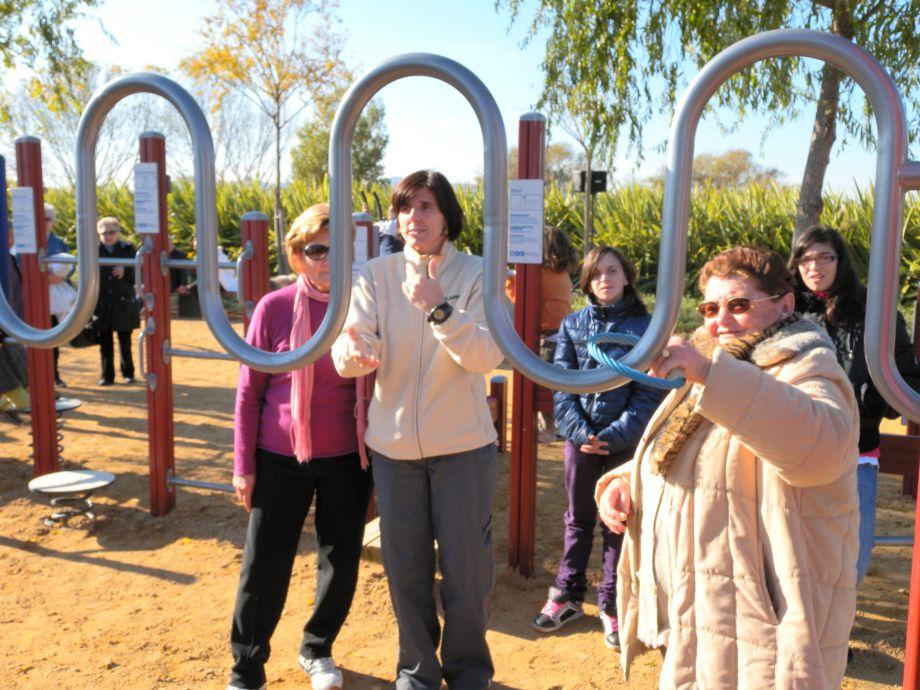 Sessió de dinamització del Parc durant la inauguració del Parc Urbà de Salut i la Xarxa d'Itineraris Saludables de Platja D'Aro.