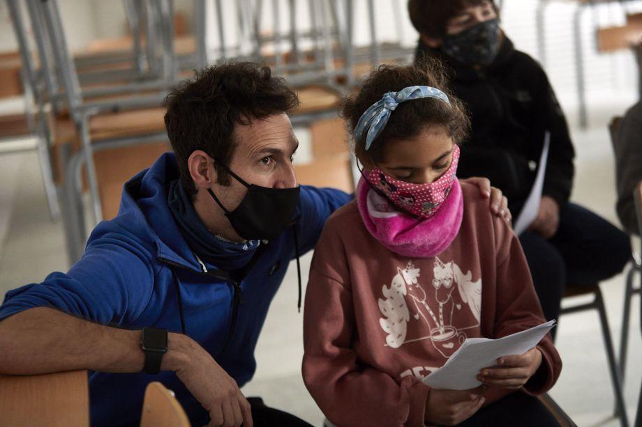 Detall d'una de les sessions del "Sigues tu" a l'escola Camins de Banyoles el passat curs 2020/21