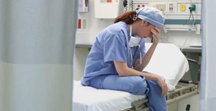 Suport psicològic telefònic per als professionals de serveis essencials