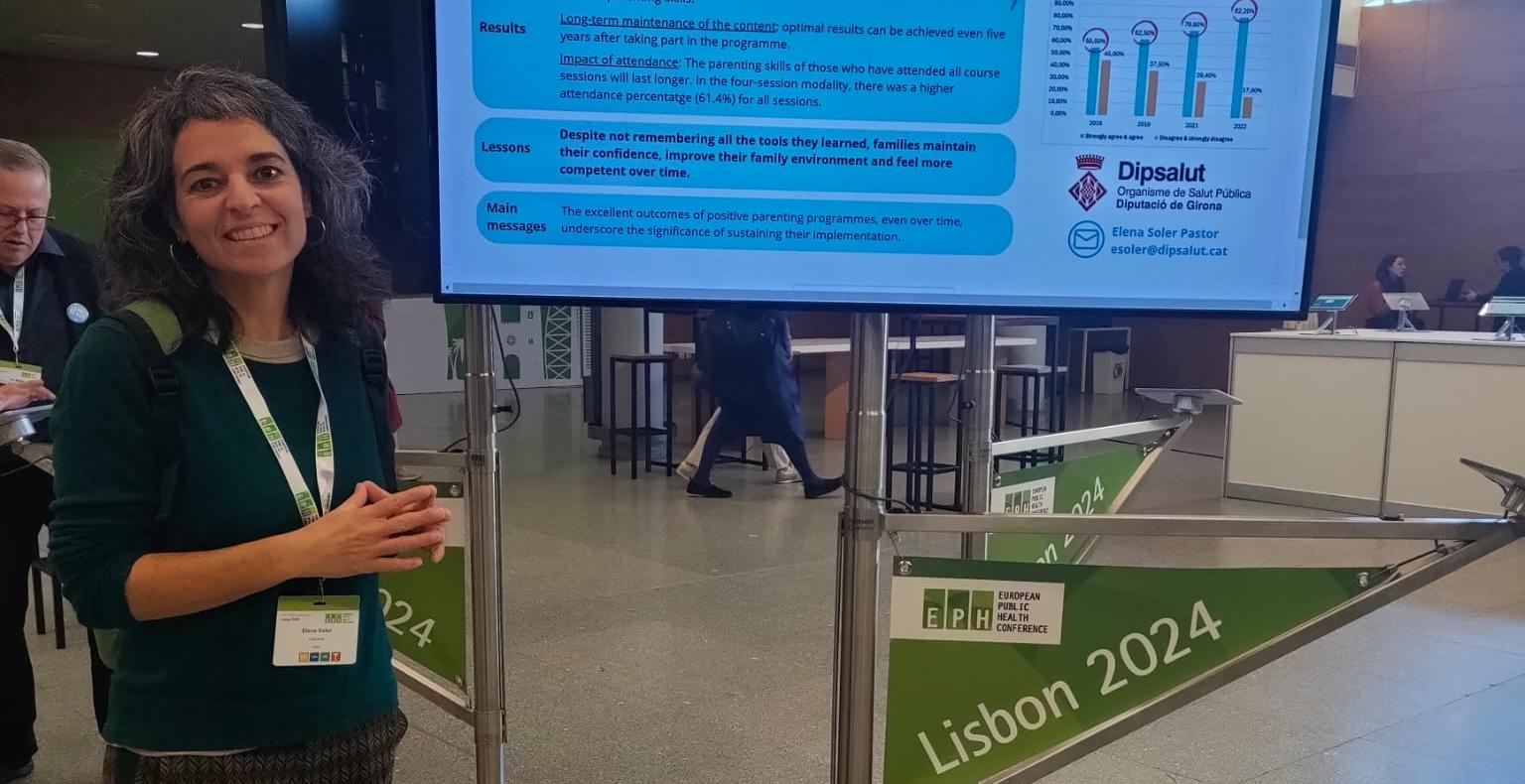 La tècnica responsable del Programa per a Famílies de Dipsalut, Elena Soler, a la Conferència Europea de Salut Pública