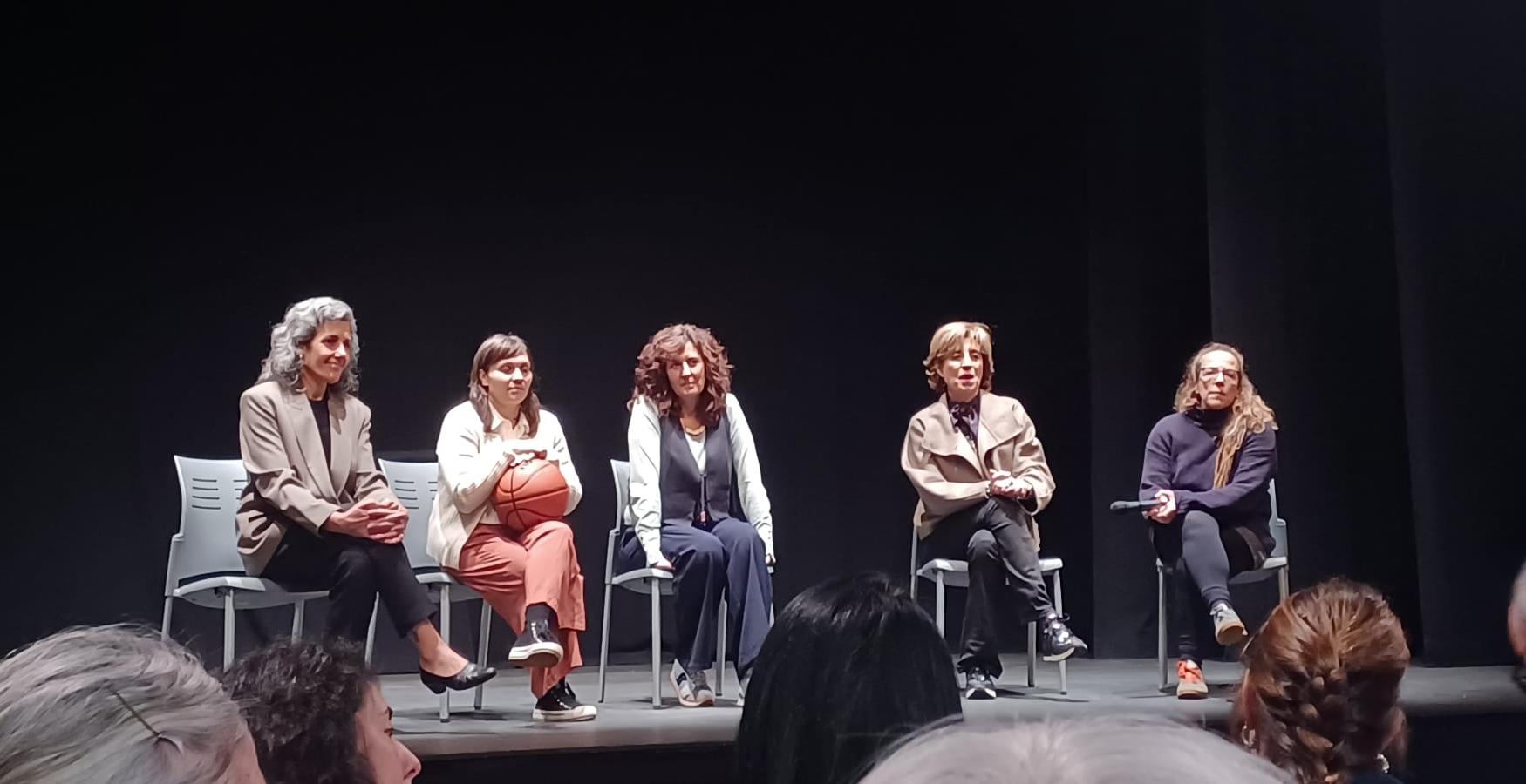 Debat sobre l'obra La Falca (prevenció del suïcidi juvenil) en el marc del I Congrés de Benestar Emocional de Girona